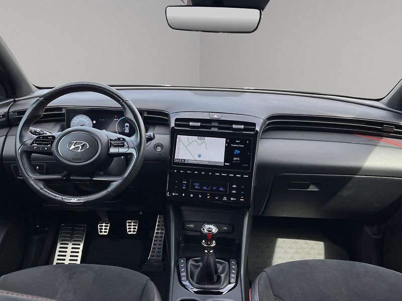 Hyundai Tucson (2023) N-line 1.6 110kW, 4x4, Tažné, - fotka 14 z 29