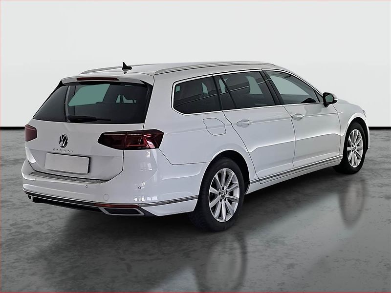 Volkswagen Passat (2020) Highline 2.0 TDI - fotka 5 z 20