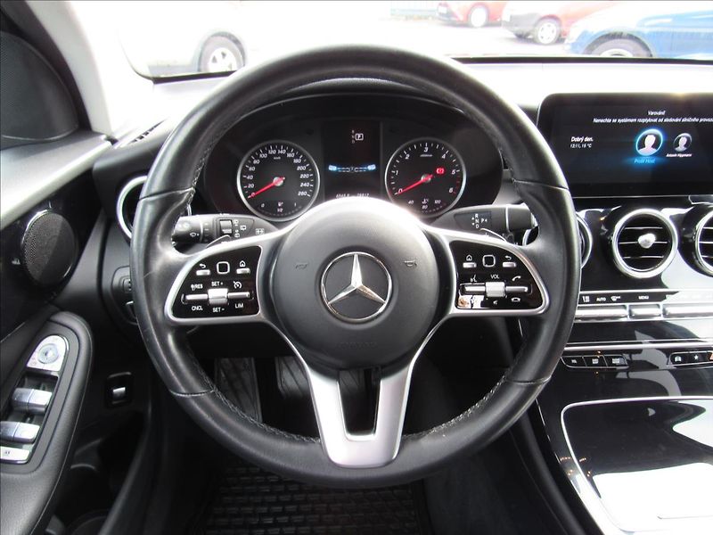 Mercedes-Benz GLC 2,0 CDi 220d 4MATIC - fotka 12 z 44