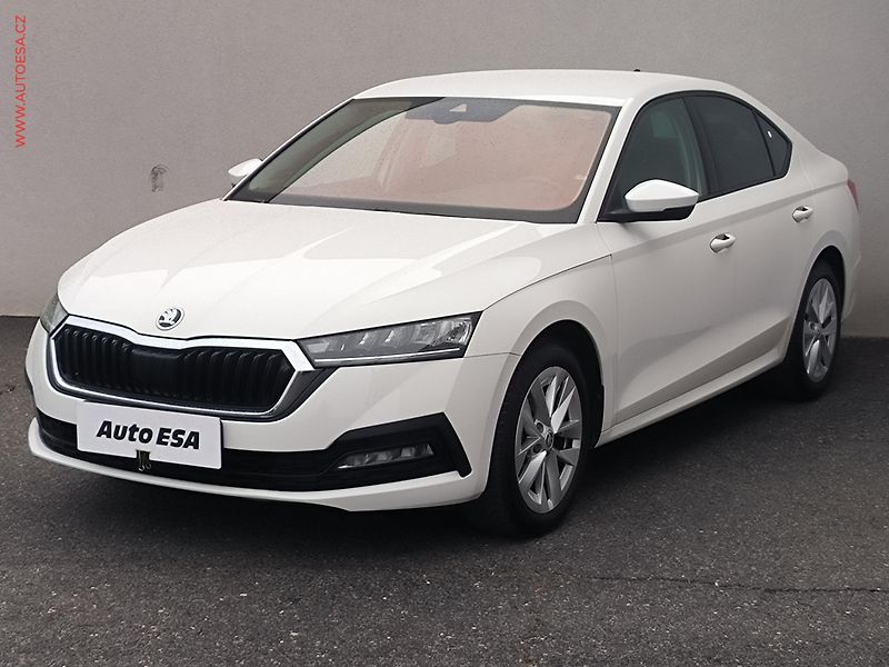 Škoda Octavia (2020) 1.5 TSi, 2.maj,ČR, Ambition - fotka 3 z 26