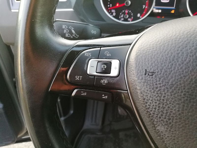 Volkswagen Tiguan Comfortline 1.5 TSi 96 kW - fotka 10 z 21