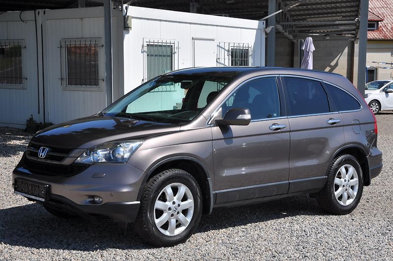 Honda CR-V 2.2i-DTEC 110kW 4WD Automat - fotka 1 z 19