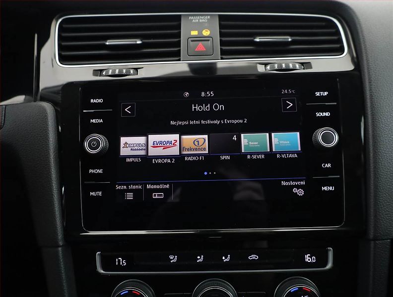 Volkswagen Golf (2019) 1.6 TDI, Automat, Tempomat - fotka 11 z 19