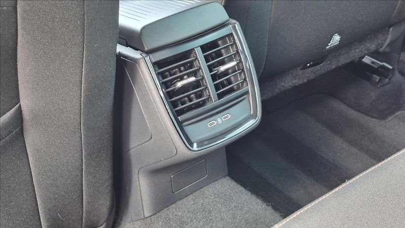 Škoda Scala 1,6 TDi 85 Kw Style DSG - fotka 22 z 27