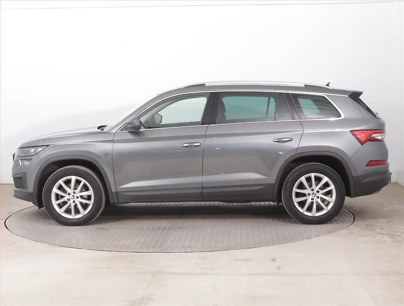 Škoda Kodiaq (2023) Style 2.0 TDI - fotka 3 z 19