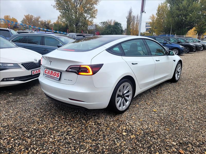 Tesla Model 3 AWD,LR,366kw,DUAL,SOH 89% - fotka 6 z 50