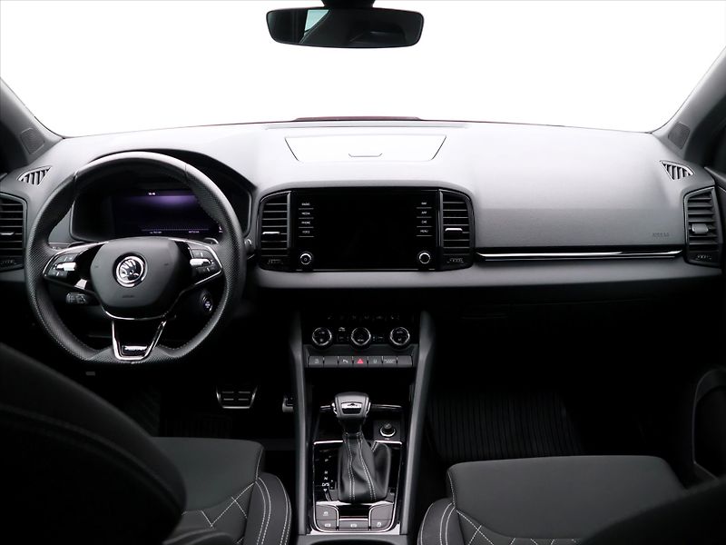 Škoda Karoq 1,5 TSI 110kW DSG Sportline DP - fotka 26 z 34