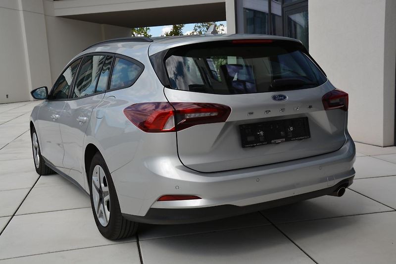 Ford Focus (2022) Kombi 1,5EcoBlue AUT8 88kW Edi - fotka 7 z 49