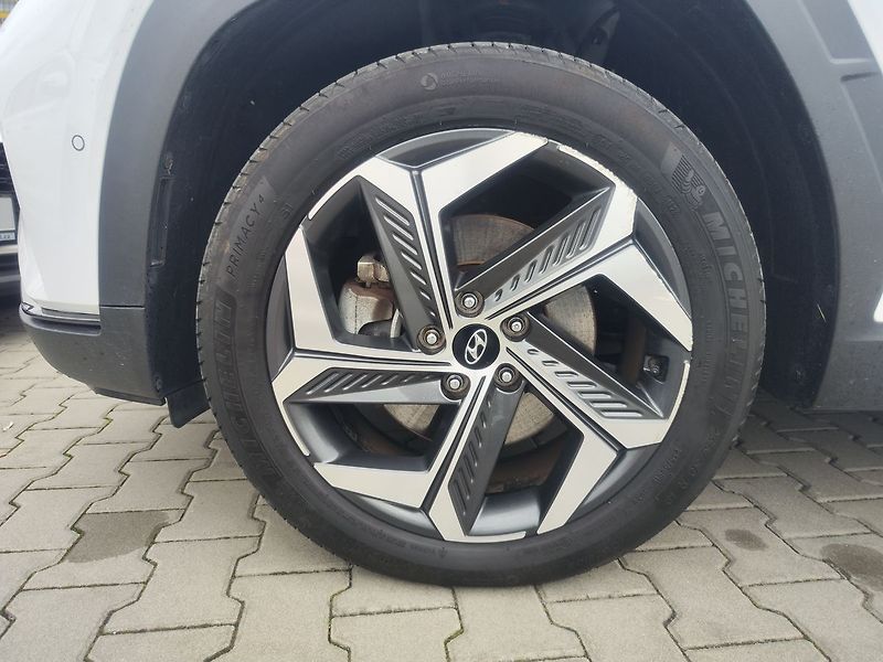 Hyundai Tucson 1.6 T-GDI/196kW Style PRM PHEV - fotka 41 z 41