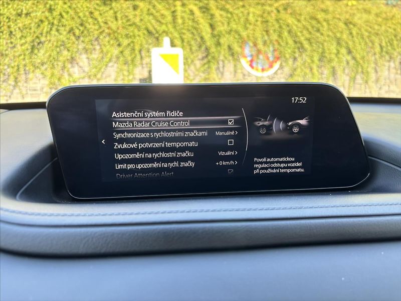 Mazda CX-30 2,0 i 137kW AT GT Plus CARPLAY - fotka 24 z 47