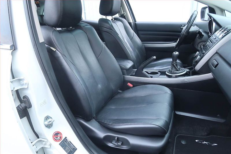Mazda CX-7 (2012) 2.2 MZR-CD, 4X4, Navi, Xenony - fotka 9 z 22