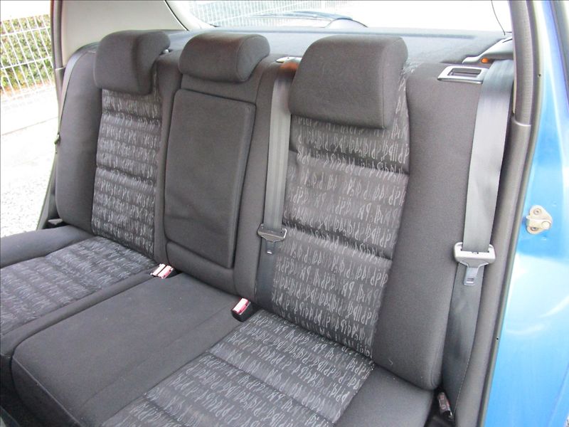 Peugeot 307 1.6HDi  aut. Klima - fotka 26 z 37
