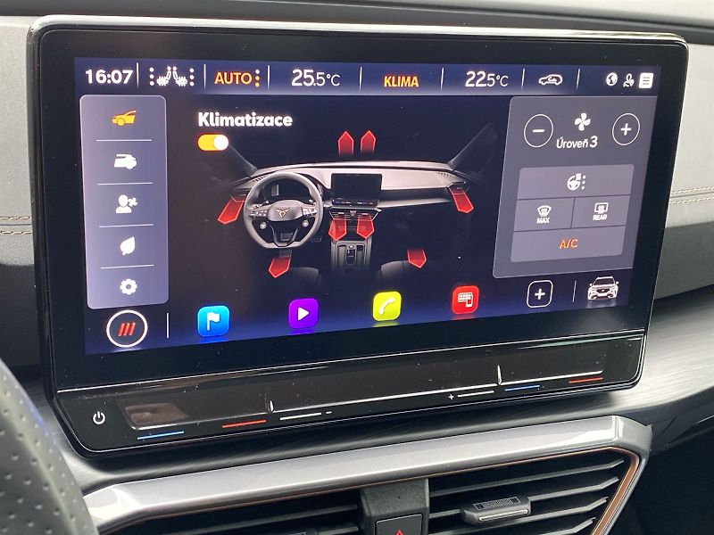 Cupra Formentor (2024) 2.0 TSI DSG 4Drive - fotka 14 z 46