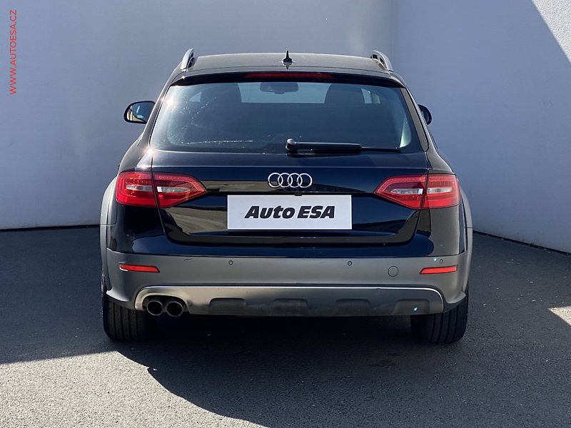 Audi A4 Allroad (2015) 2.0TDi Quattro, servis.kniha - fotka 5 z 16