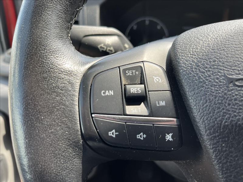 Ford Transit 2,0 TDCi 96KW 7MÍST L3 ČR -DPH - fotka 21 z 36