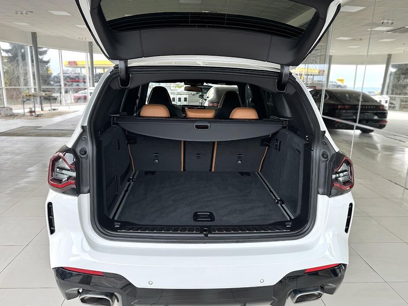 BMW X3 30d xDrive*M-SPORT*Laser*360°K - fotka 38 z 42
