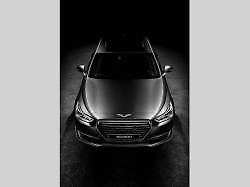 Genesis G90.