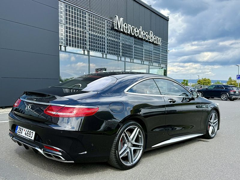 Mercedes-Benz Třídy S (2014) 500 4MATIC kupé - fotka 8 z 49