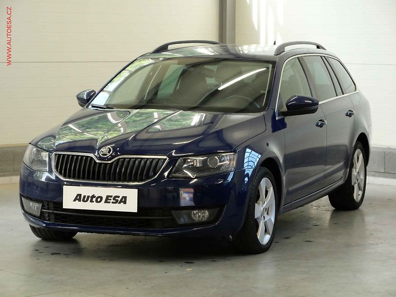 Škoda Octavia (2015) 2.0TDi, DSG, AC - fotka 3 z 22