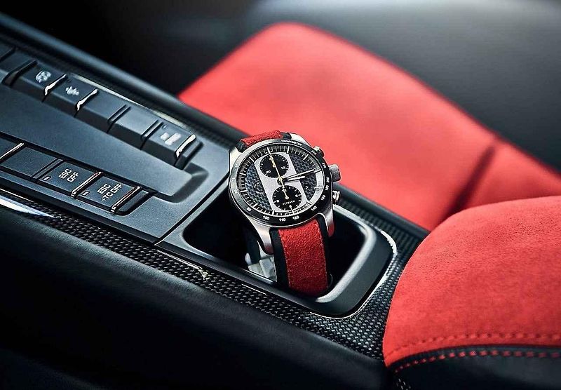 Porsche 911 GT2 RS.