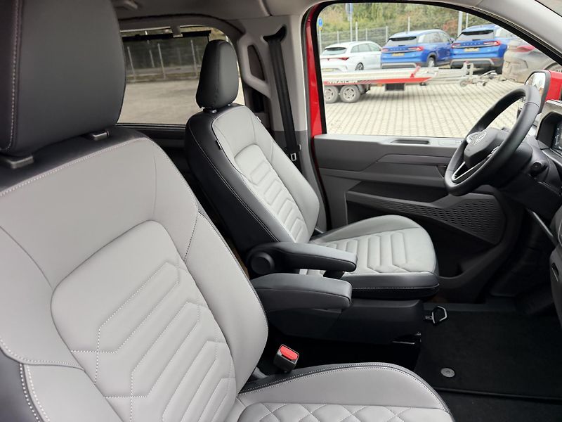 Volkswagen Caravelle (2026) 2.0TDI 125kW 8AUT DR ACC IQ!!! - fotka 29 z 43