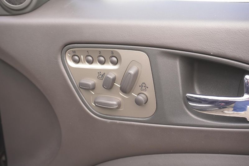 Jaguar XK8 4,2I AUT. - fotka 39 z 41