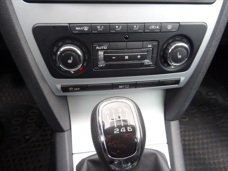 Škoda Octavia 1,2 TSi 77 kW - fotka 22 z 28