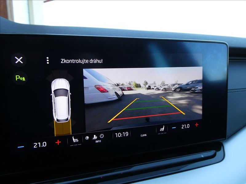 Škoda Octavia 1,5 TSi 110kW DSG 1.majitel - fotka 40 z 51
