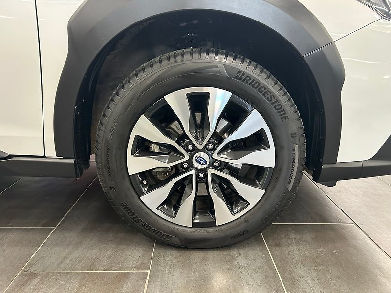 Subaru Outback (2025) 2.5 TOURING 2025 skladem | Zár - fotka 9 z 59