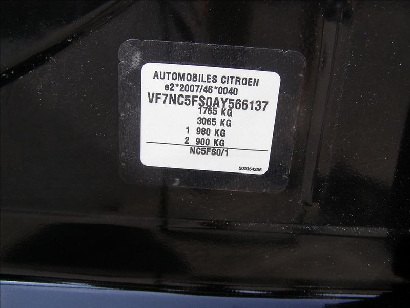 Citroën C4 1,6   po STK  nove pneu - fotka 23 z 31