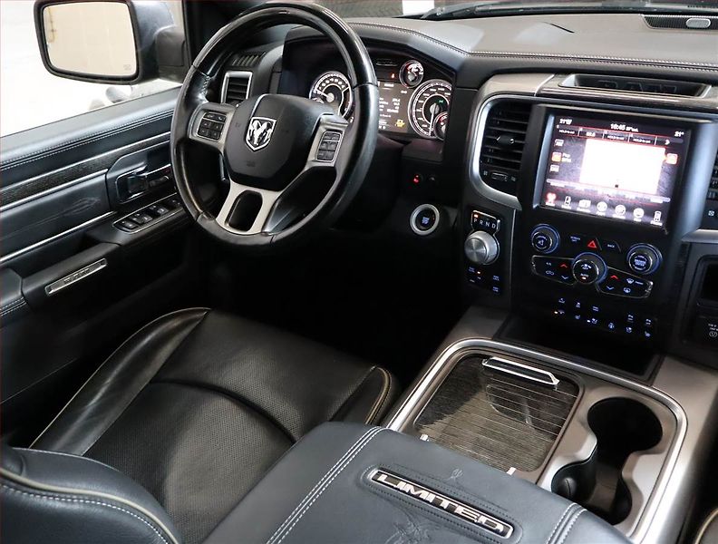 Dodge RAM (2018) 5.7 V8 HEMI - fotka 7 z 23