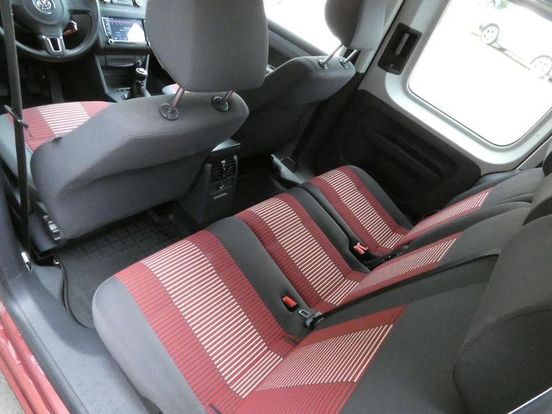 Volkswagen Caddy (2011) 1,6 l LPG - fotka 25 z 30