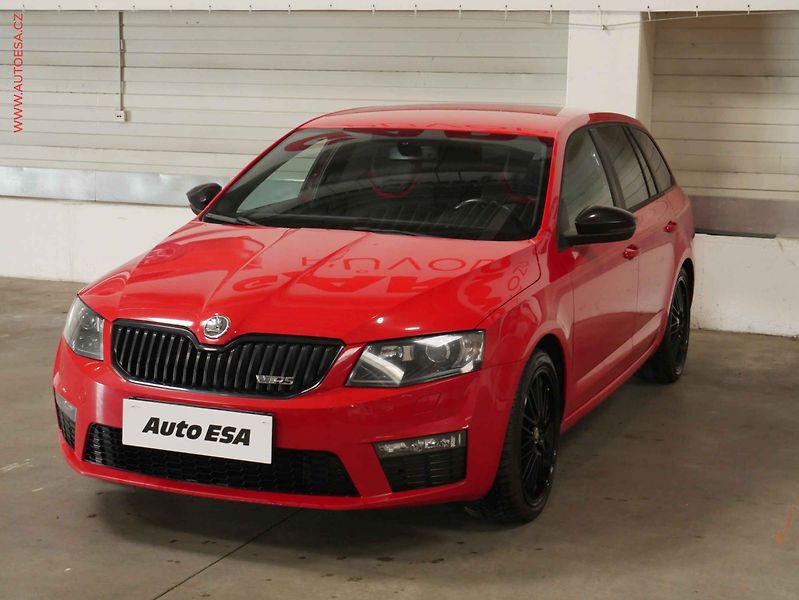 Škoda Octavia (2014) 2.0TDi, 2.maj, RS, Bixen, AC - fotka 3 z 21