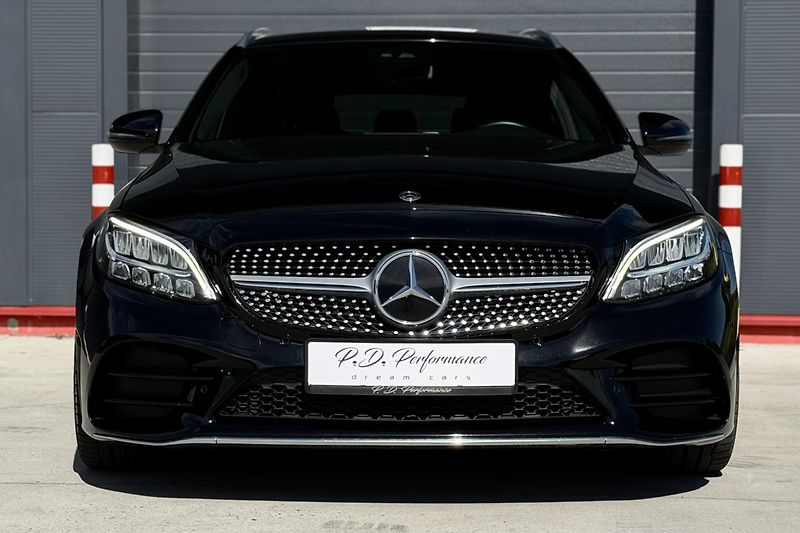 Mercedes-Benz Třídy C (2020) C 220d 4Matic AMG Line - fotka 9 z 81