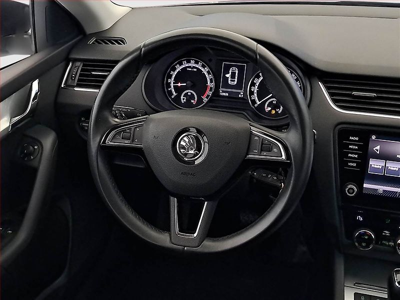 Škoda Octavia (2019) 1.6 TDI, Automat, Serv.kniha - fotka 16 z 20