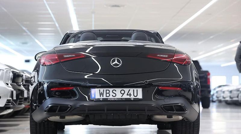 Mercedes-Benz CLE 300 4M AMG premium 360k HuD - fotka 7 z 22