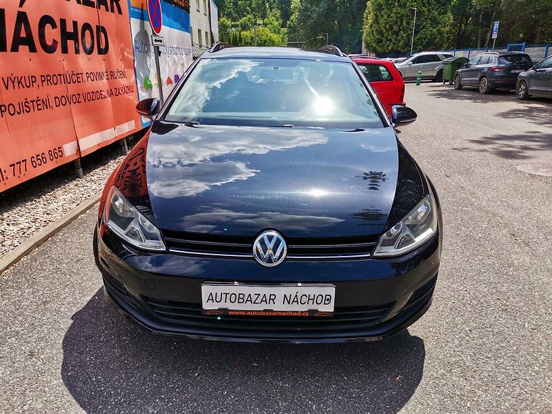 Volkswagen Golf Variant (2014) 1.2TSi 77kw PDC - fotka 7 z 27