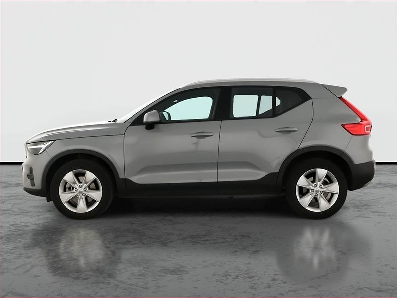 Volvo XC40 (2023) B3, ČR, DPH - fotka 3 z 18
