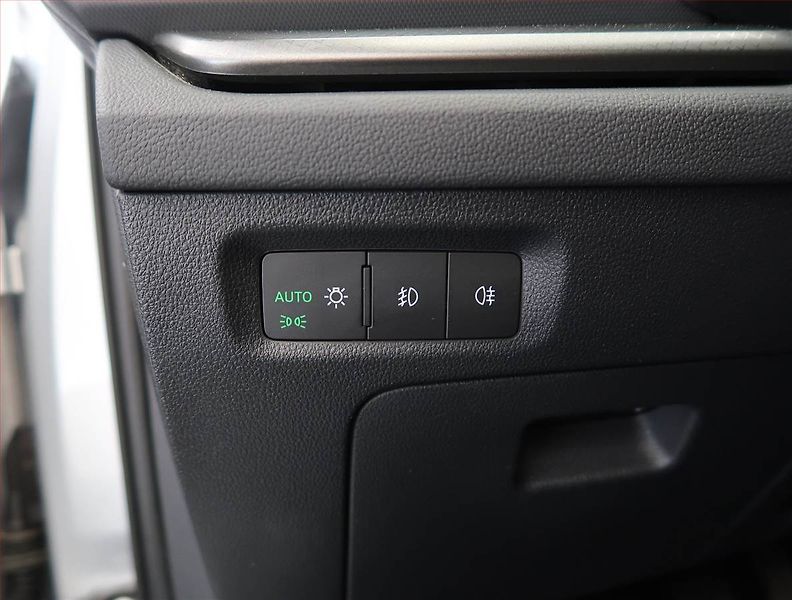 Škoda Octavia (2023) Ambition 2.0 TDI, ČR,1.maj - fotka 24 z 24