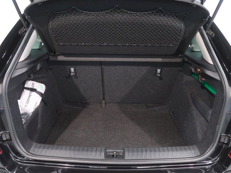 Škoda Kamiq (2025) TOP SELECTION 1.0TSI 85KW DSG - fotka 40 z 41