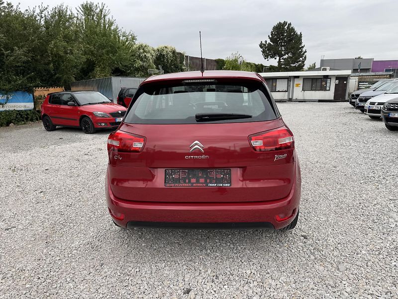 Citroën C4 Picasso (2014) 1.6VTi.88KW,SERVISKA,2SADY KOL - fotka 6 z 42