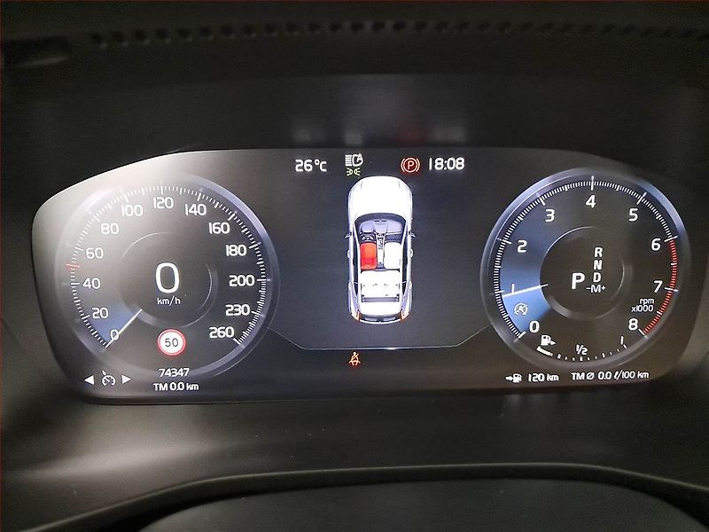 Volvo XC40 (2021) T2 - fotka 11 z 18