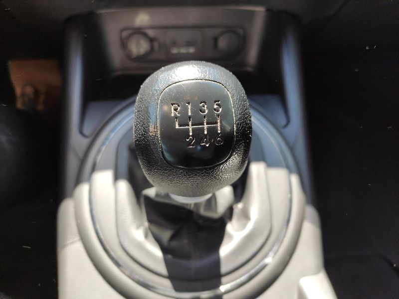 Kia Sportage (2012) ACTIVE 1.6 GDI 135k MAN6 - fotka 18 z 25