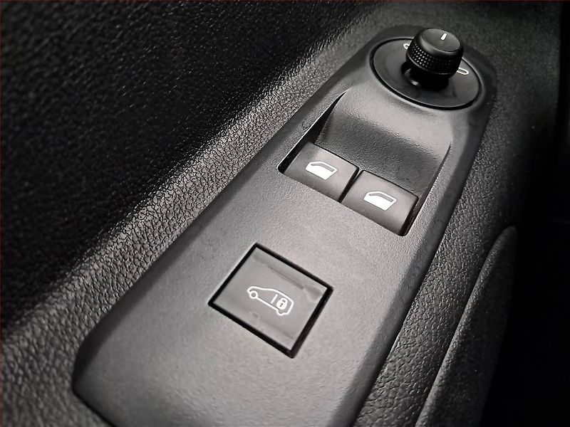 Toyota ProAce City (2022) Maxi 1.5 D-4D, 5Míst, ČR, 1Maj - fotka 15 z 17