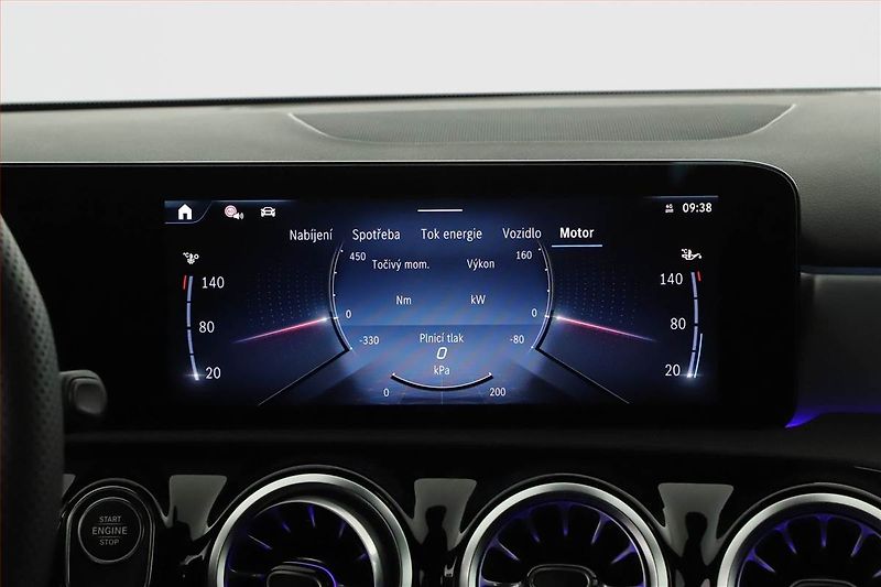 Mercedes-Benz Třídy A (2025) A 250 e, AMG Line, Navigace - fotka 18 z 24