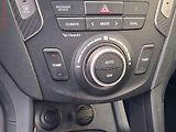 Hyundai Santa Fe (2015) 2.2 CRDi 4x4, Premium, AT - náhled 17