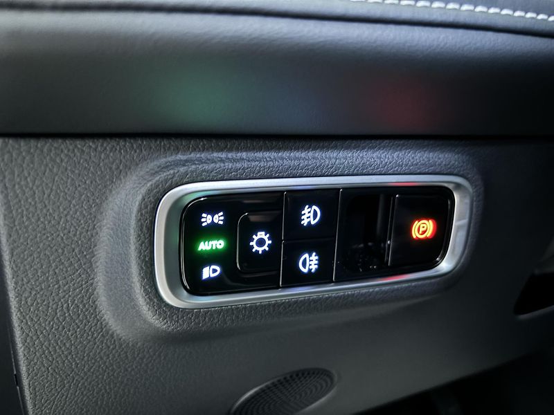 Omoda 5 (2026) 1.6 tGDI 108kW Premium - fotka 12 z 33