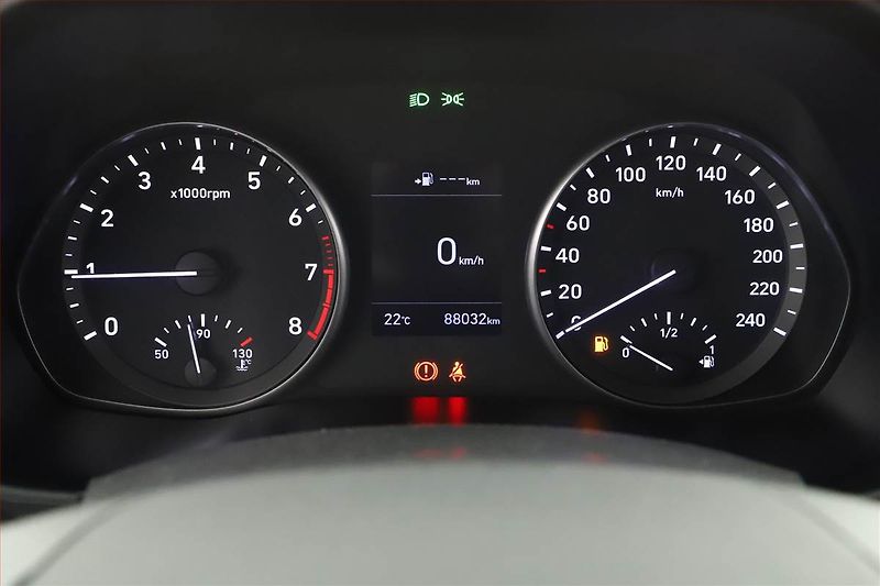Hyundai i30 (2019) Comfort 1.0 T-GDI, ČR,1.maj - fotka 9 z 18
