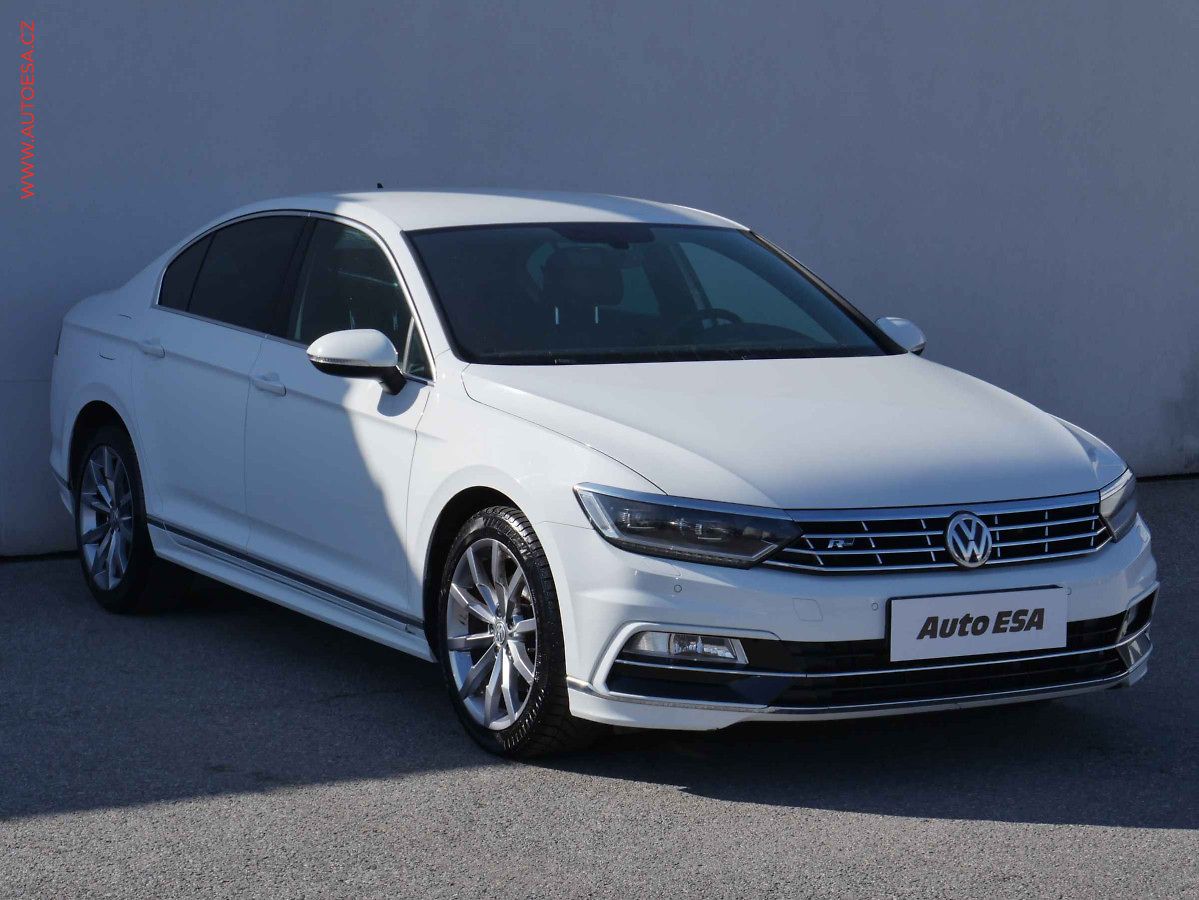 Volkswagen Passat 2.0 TDi, 2.maj,ČR, R-Line