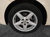 Volkswagen Touran (2011) 1.6 TDI, po STK, Tažné - náhled 15